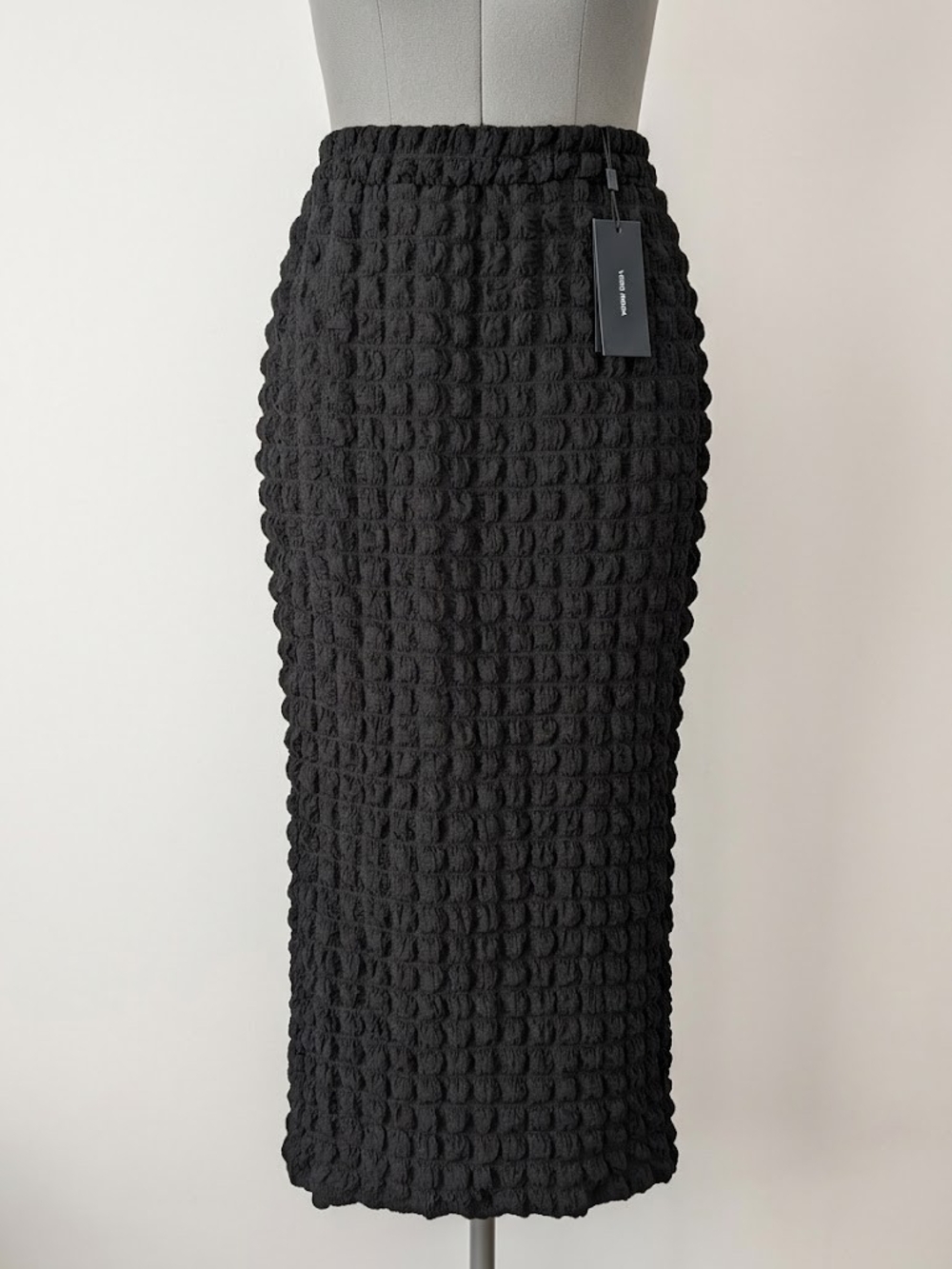 New with tags
Vero Moda brand Skirt
Size L